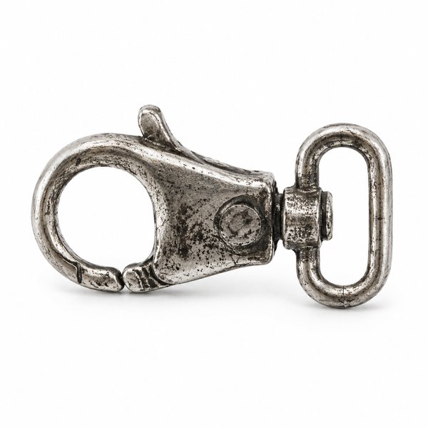 汚れのある銀金具